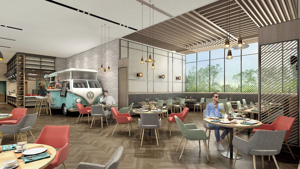 Holiday Inn Beihai Silver Beach by IHG 14/36