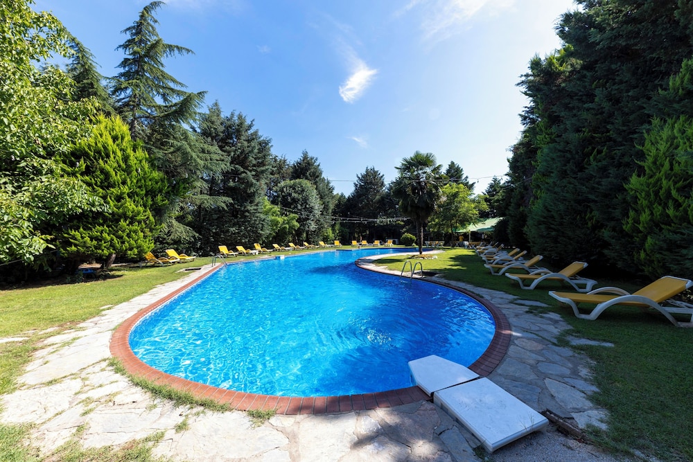 Village Park Resort Spa 46/50
