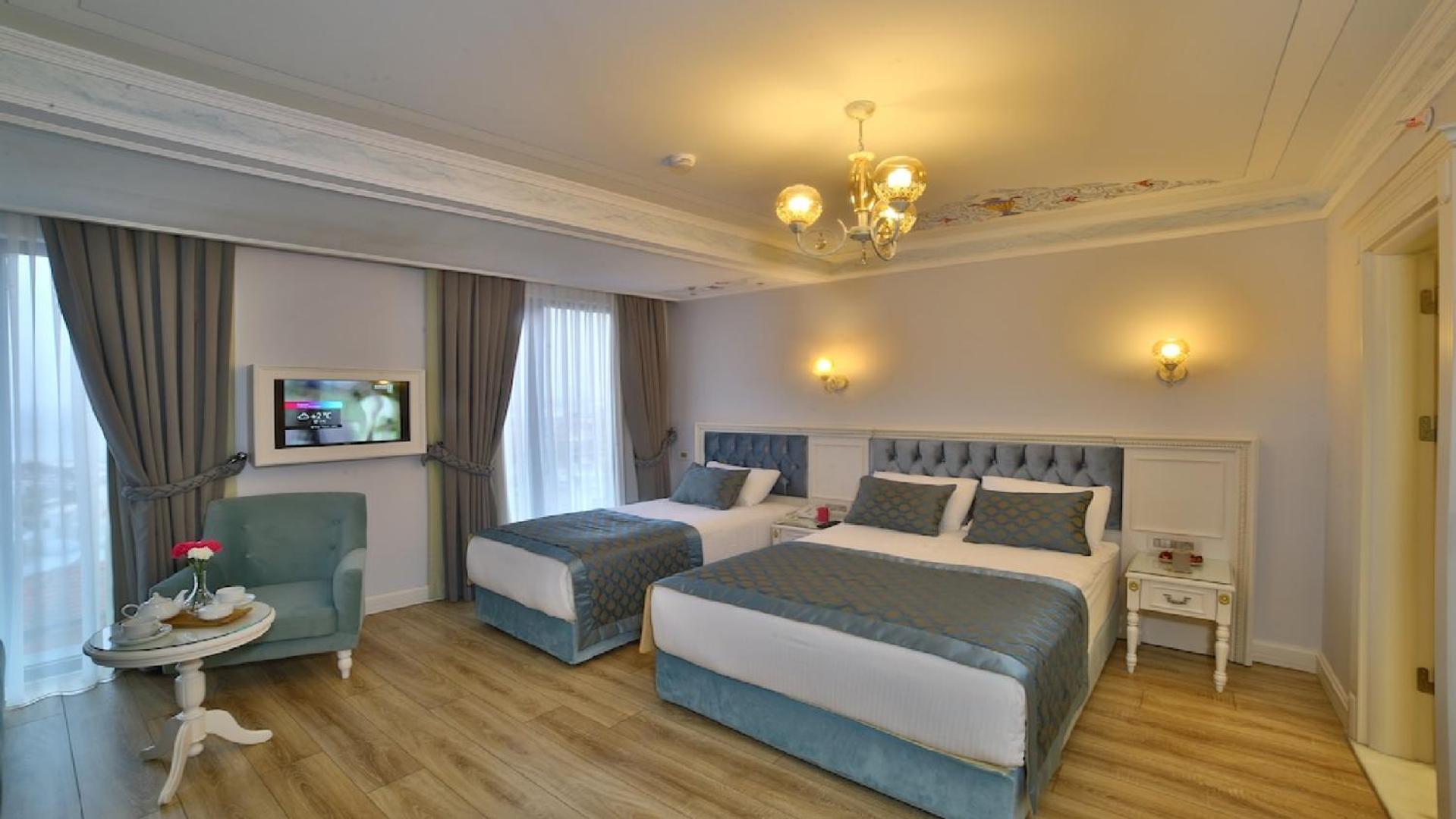 Superior, Triple, 1 Double and 1 Single Bed, Sea View