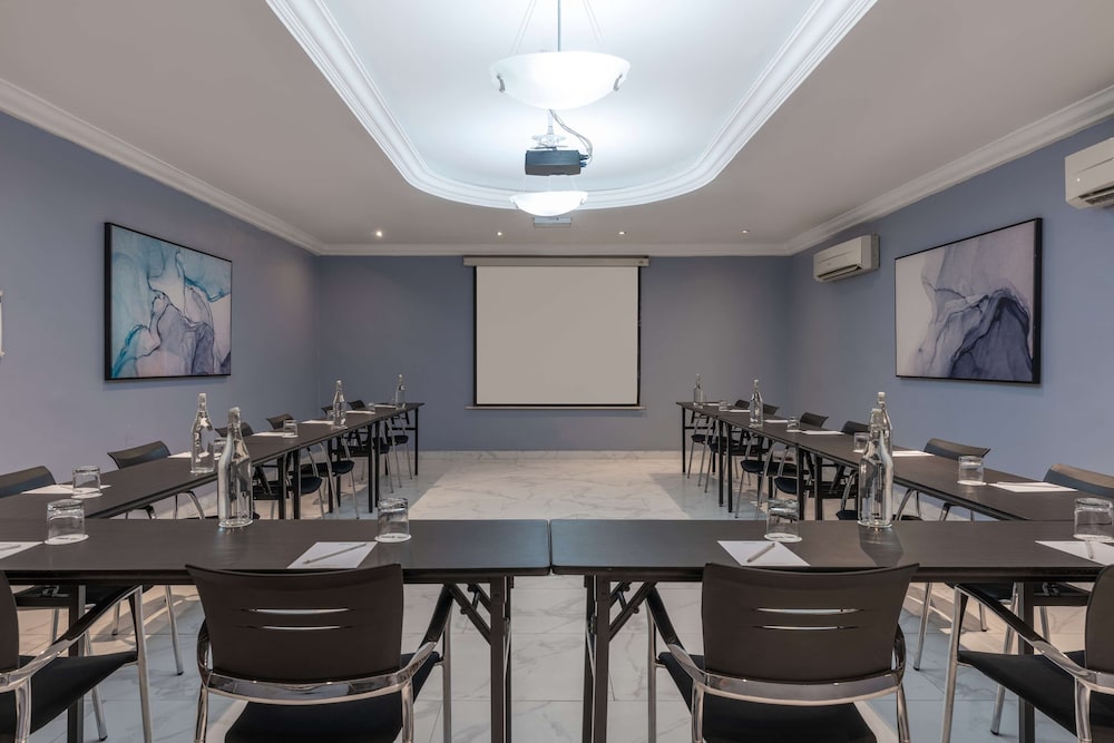 Park Inn By Radisson Serviced Apartments Lagos Victoria Island 63/70