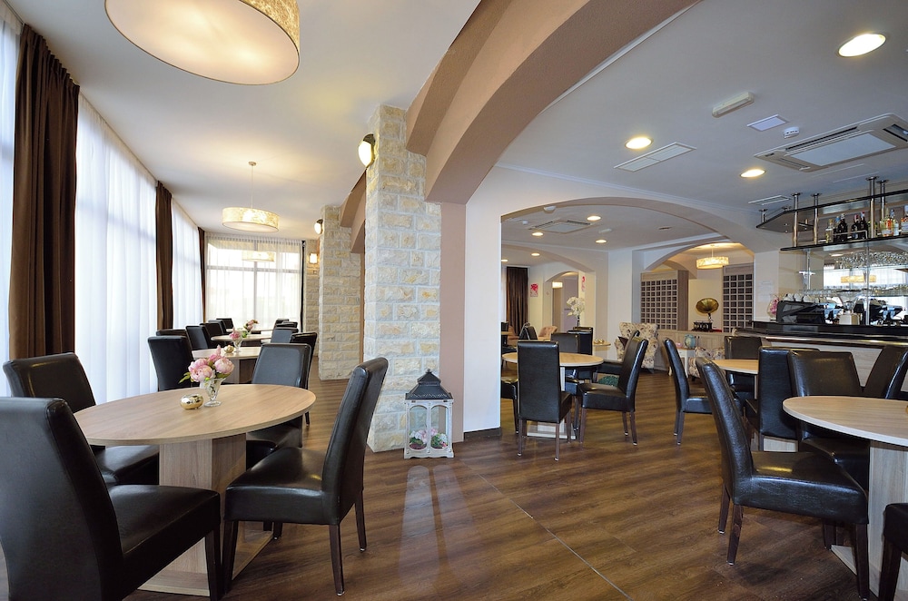 Hotel Stella Maris 50/63