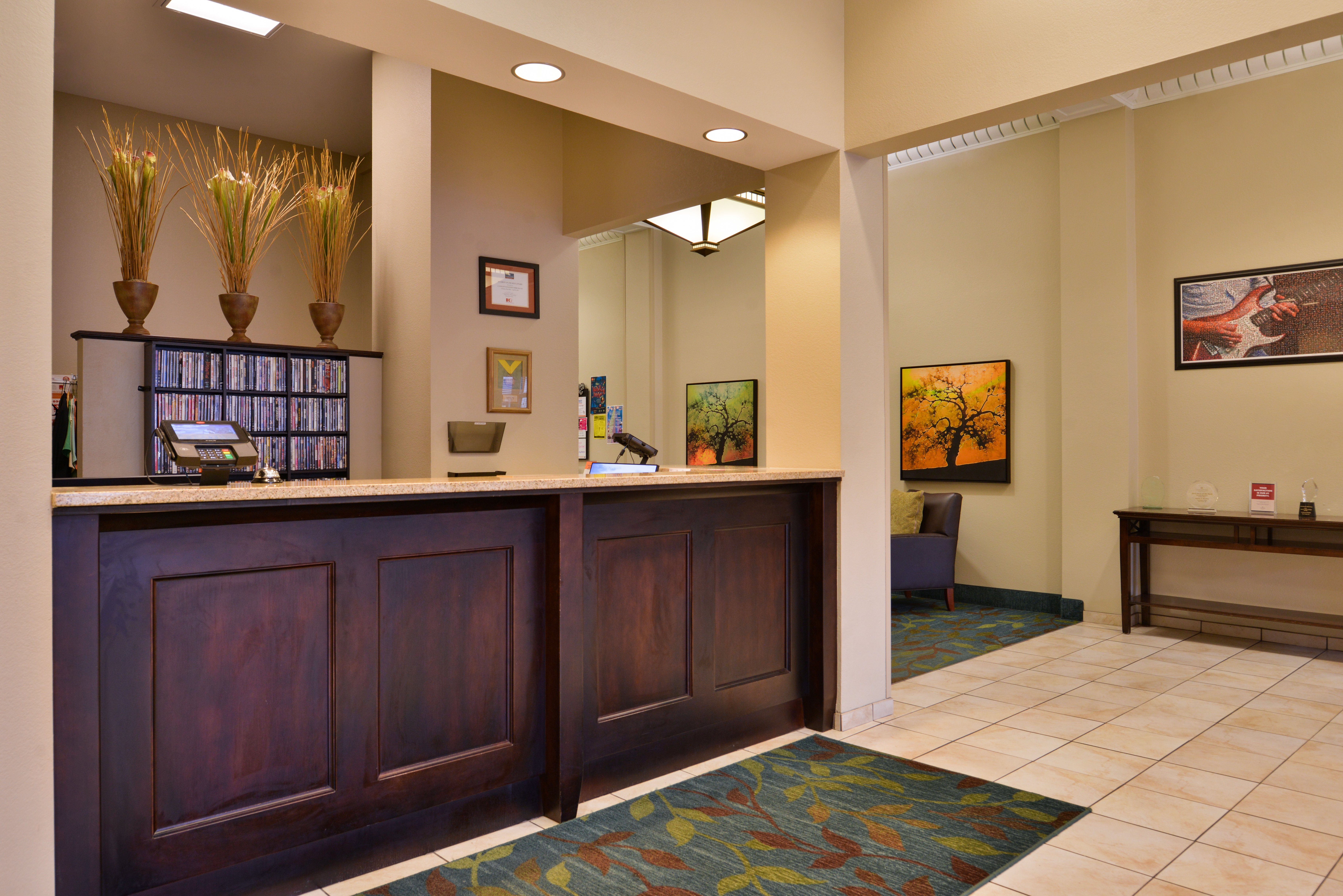 Candlewood Suites Terre Haute 7/49