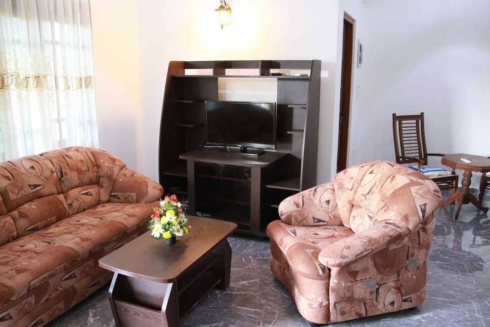 Coral Palm Villa And Apartment 27/50