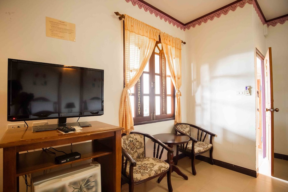 Ban Aothong Hotel 30/50