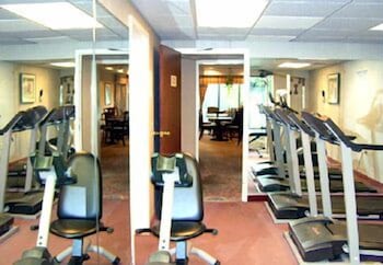 Days Inn Niantic Near Casinos 15/28