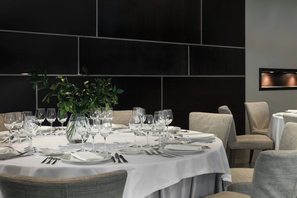 Ac Hotel By Marriott Zamora 36/50