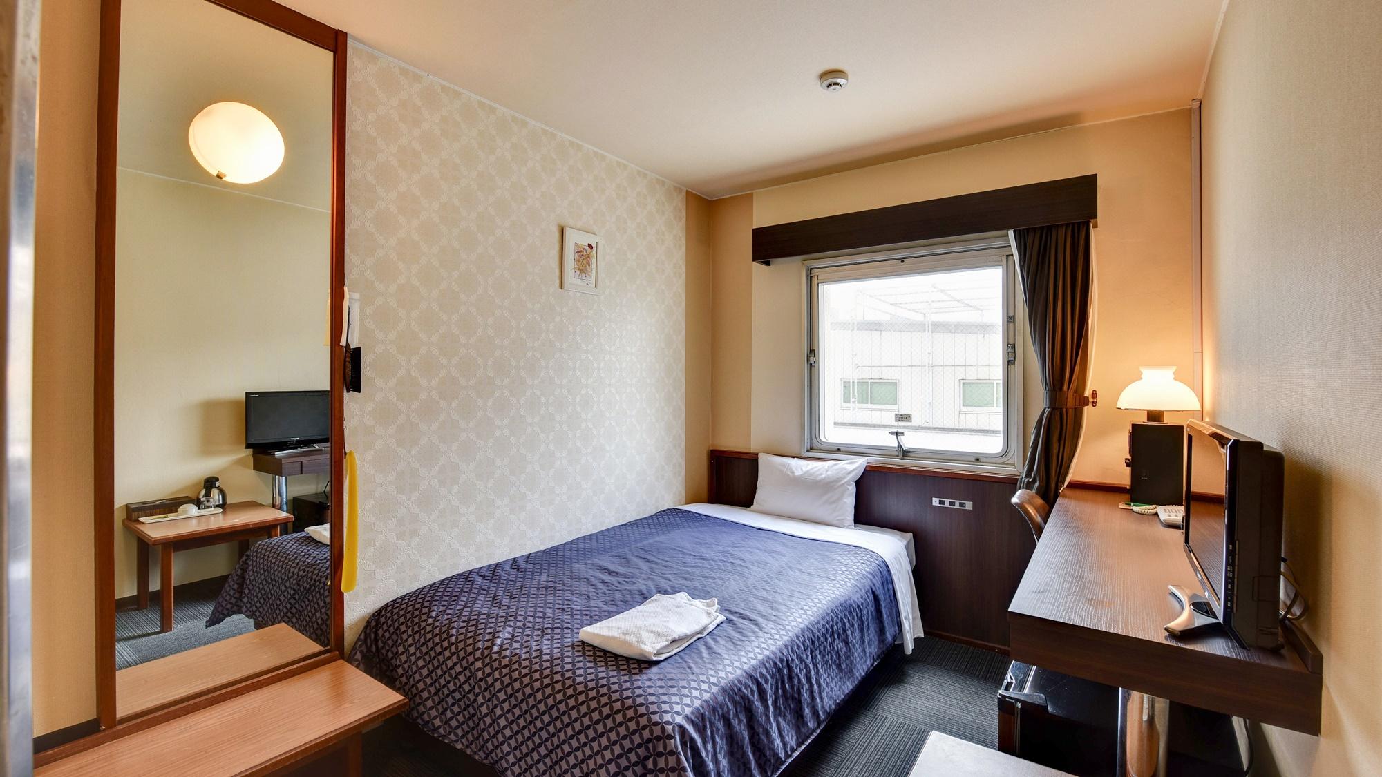 Semi Room, Standard, Semi Double Bed, Smoking Type Not Guaranteed