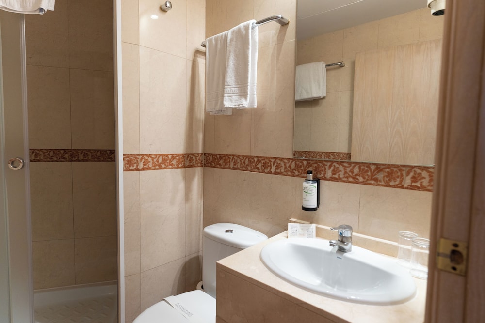 غرفة اقتصادية بسرير مزدوج، Sunotel Junior Hotel 5/6