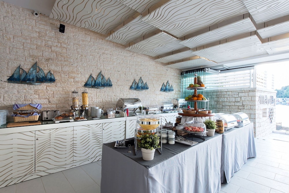 Melina Bay Boutique Hotel 48/60