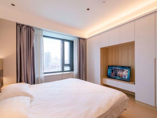Deluxe, Executive, Queen Bed, Washing Machine