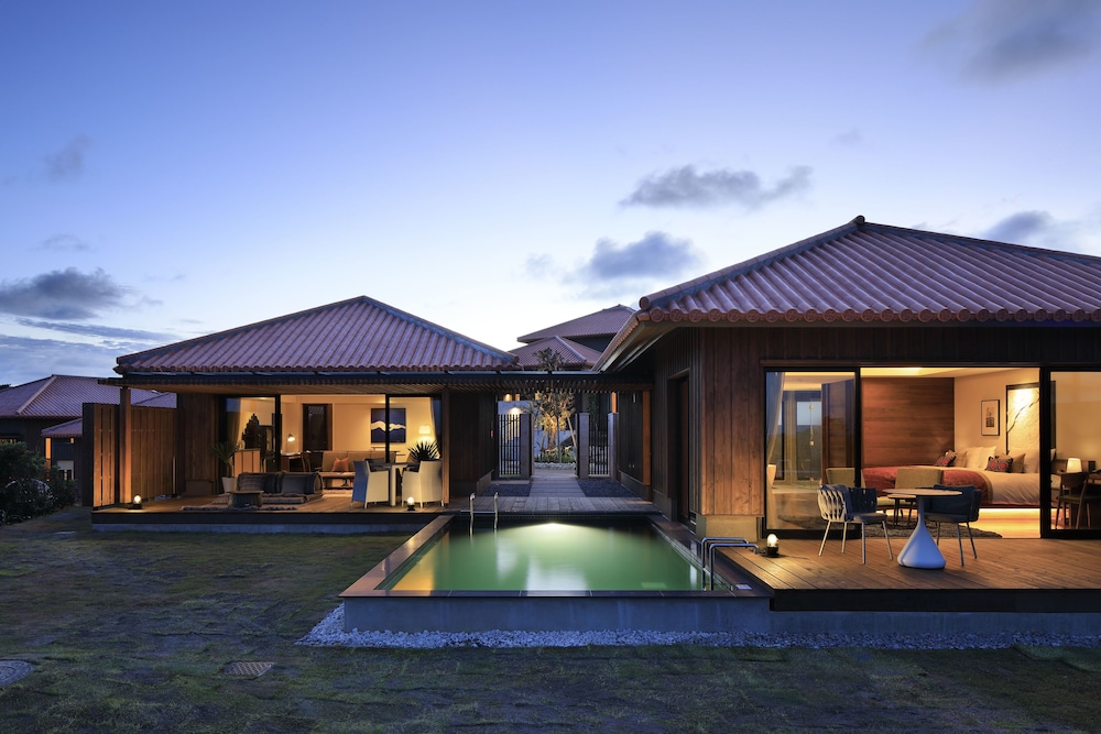 The Hiramatsu Hotels & Resorts Ginoza 4/50