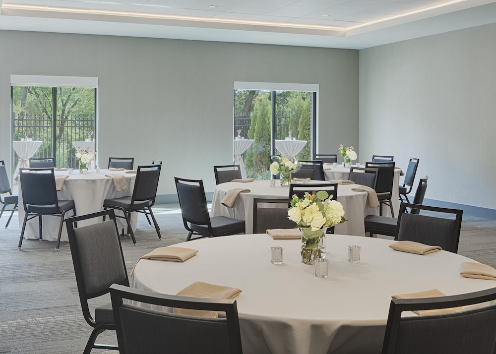 Hyatt House Columbus/OSU-Short North 32/50