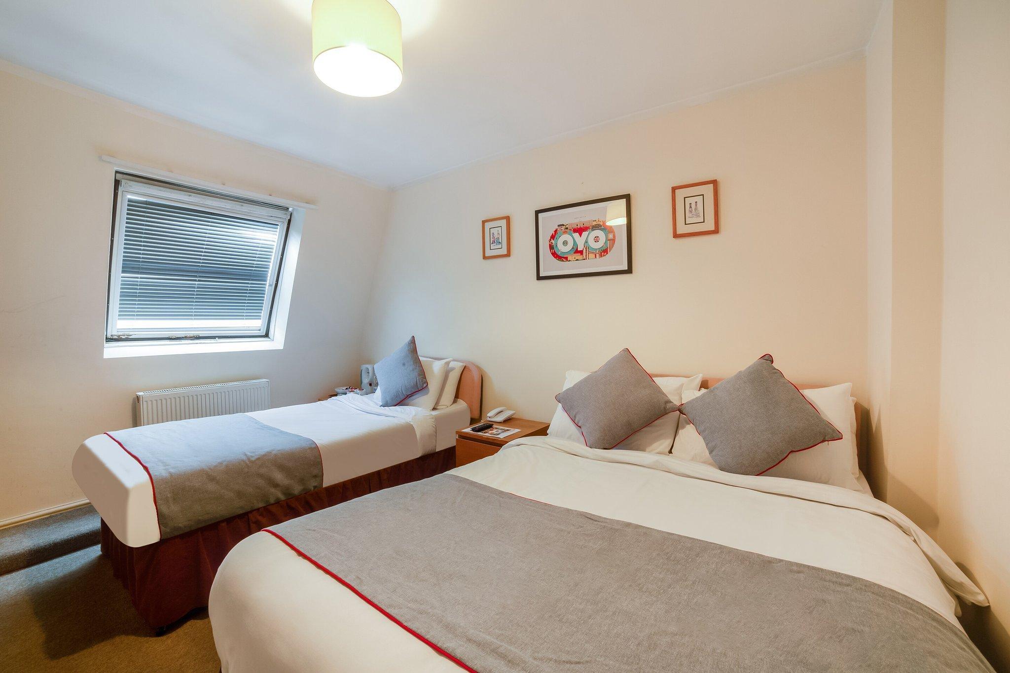1 Lexham Gardens Hotel 12/50