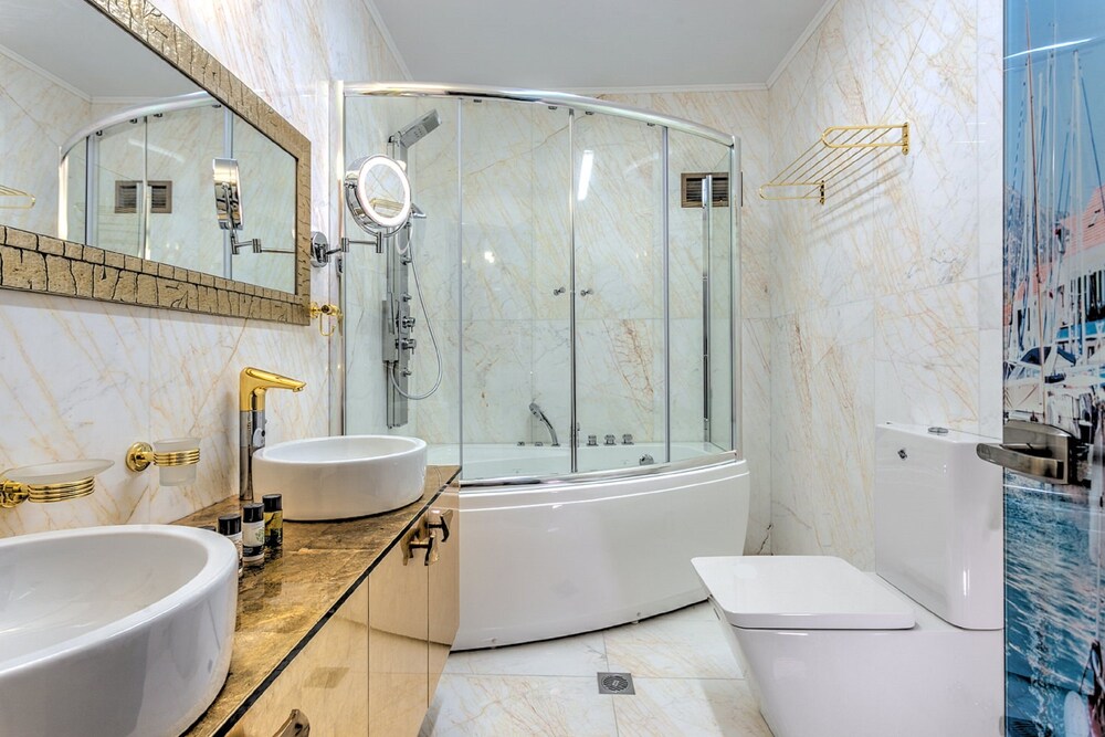 Fiscardonna Luxury Suites 43/50
