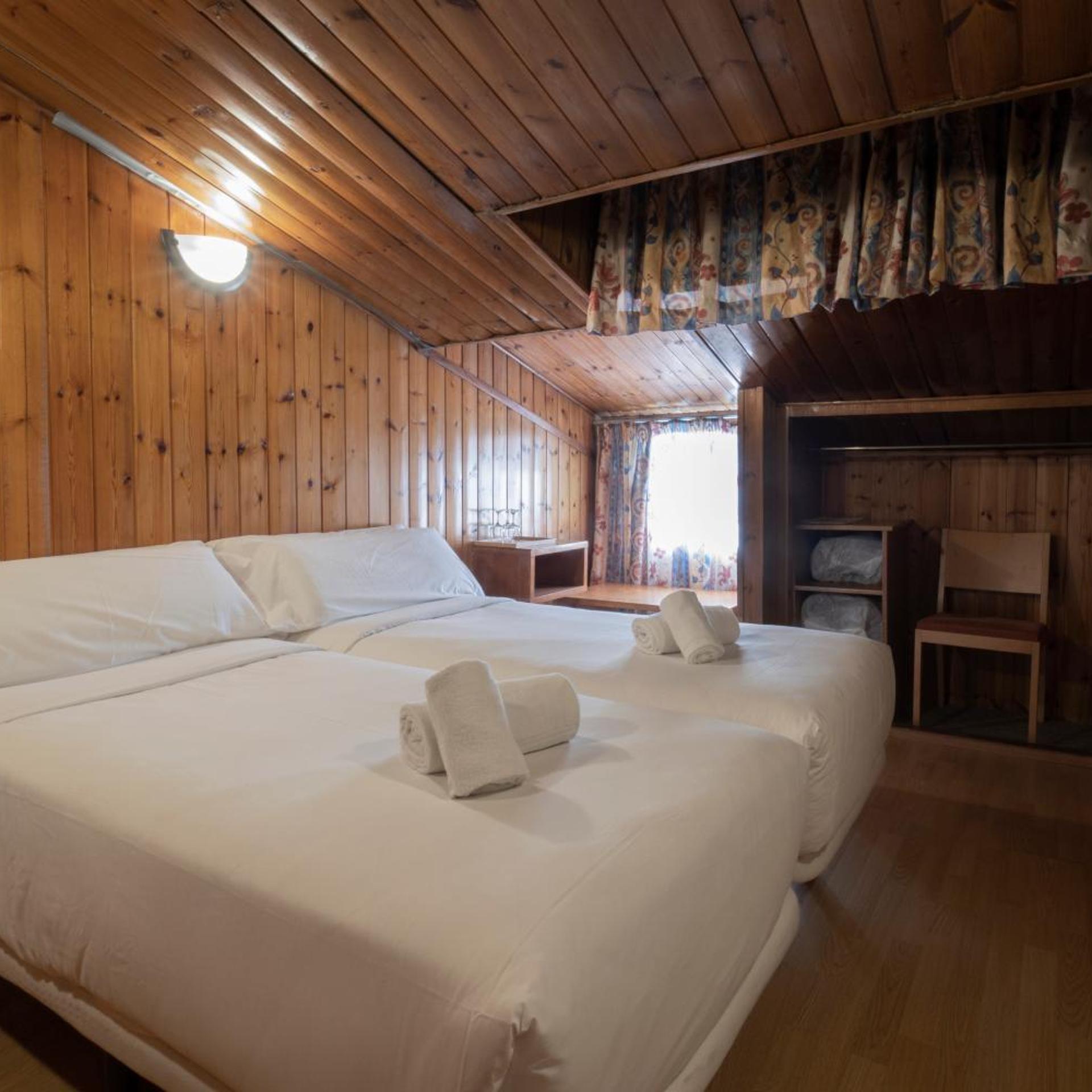Room, Double Bed