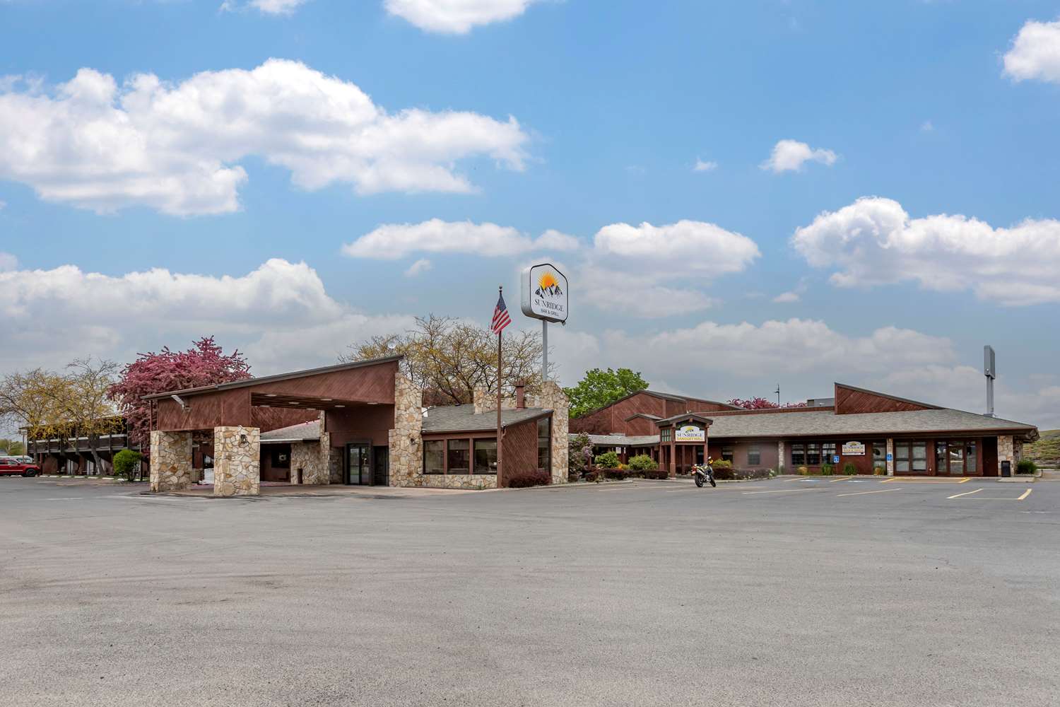 Best Western Sunridge Inn & Conference Center 40/40