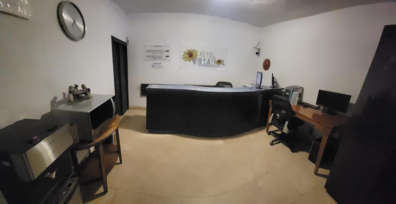 Hotel Villa del Sol Chihuahua 8/35