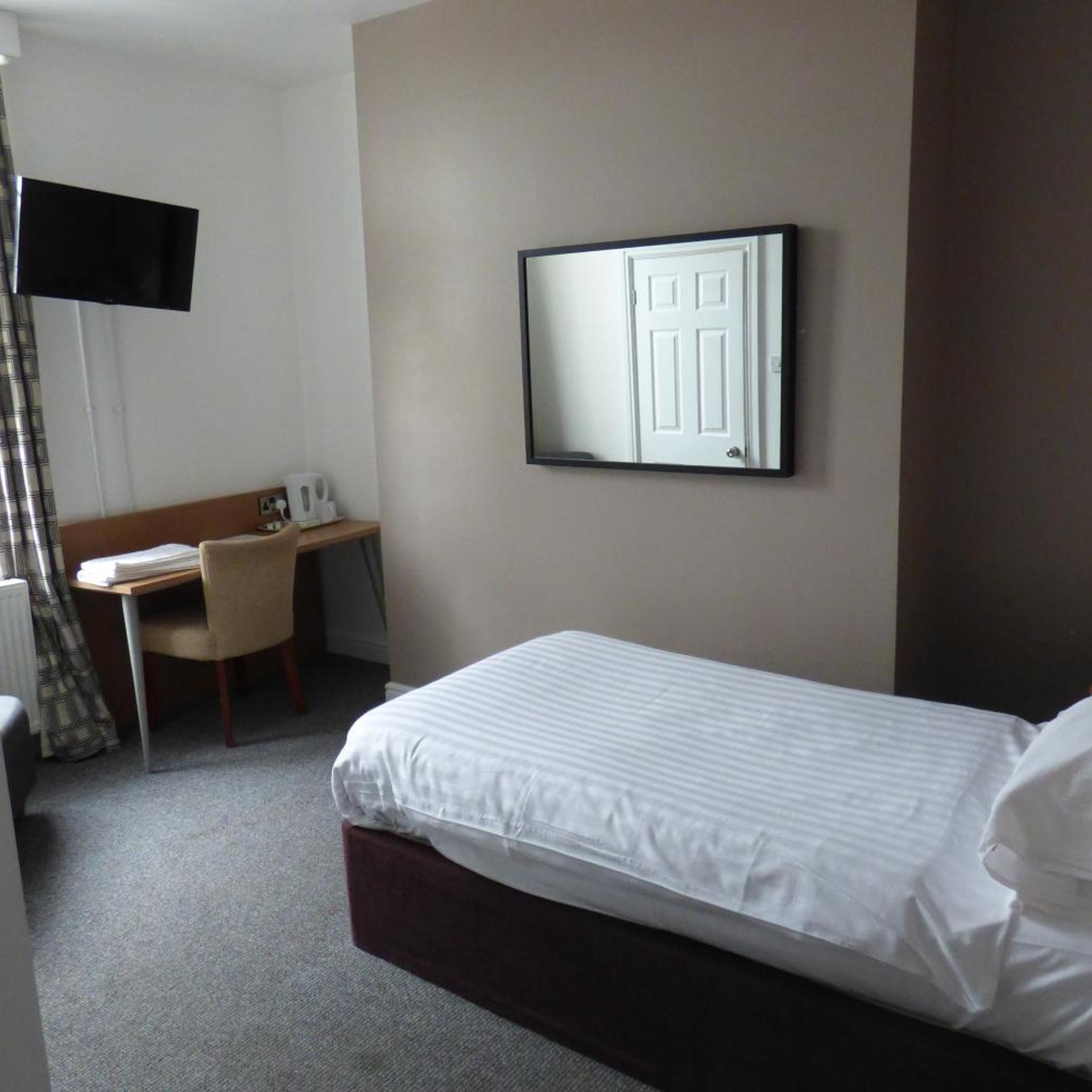 غرفة مفردة، The Midland Hotel & Bar 3/6