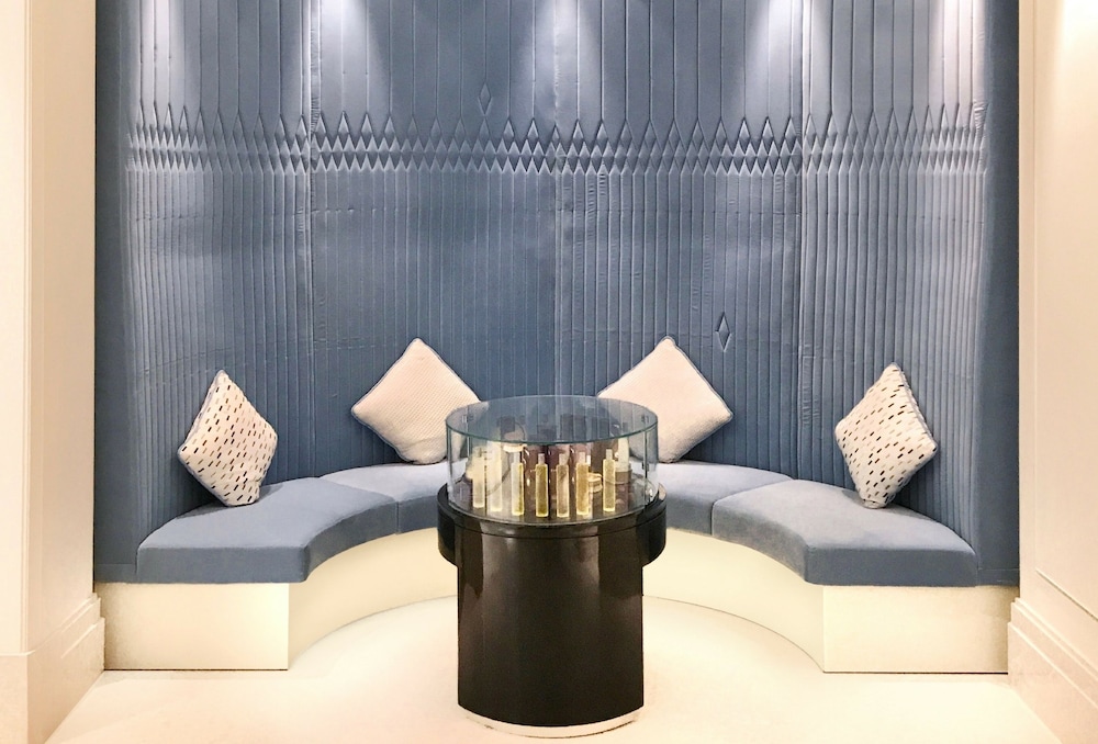 THE ST. REGIS KUALA LUMPUR 40/72
