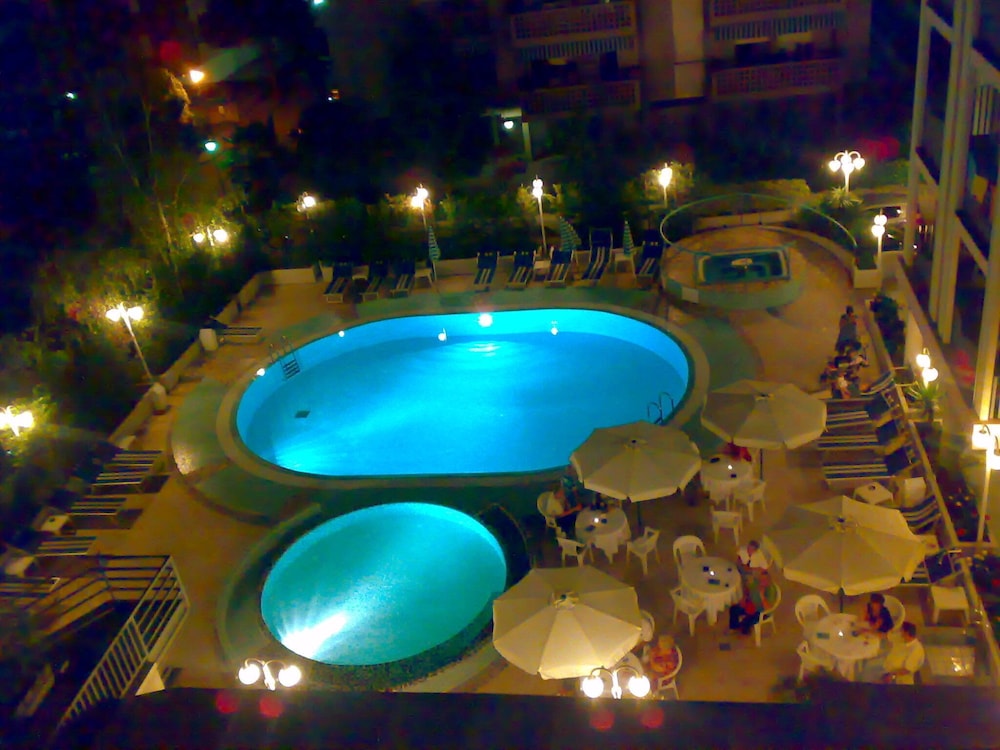 Hotel Palace 25/28