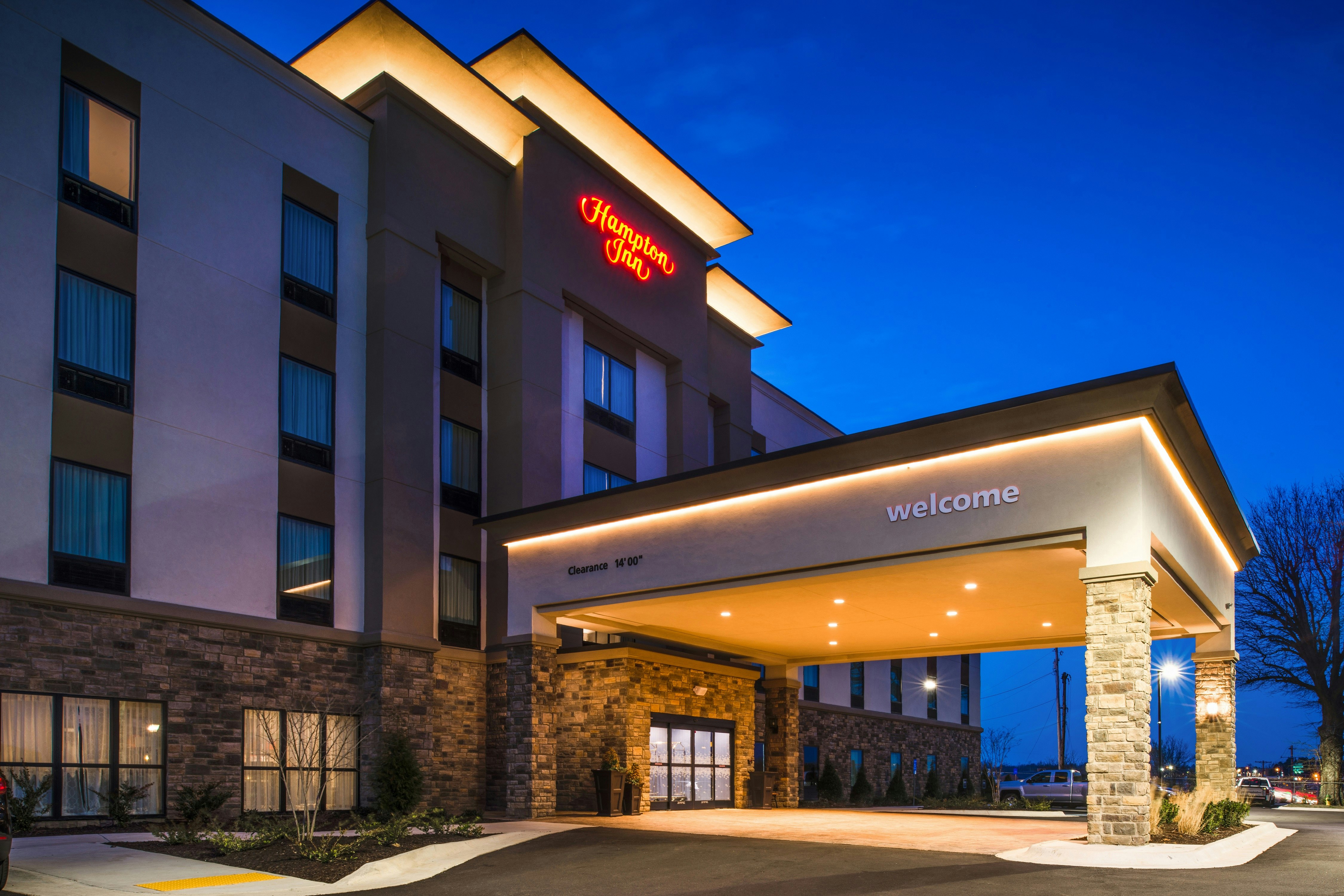 HAMPTON INN PARAGOULD 38/40