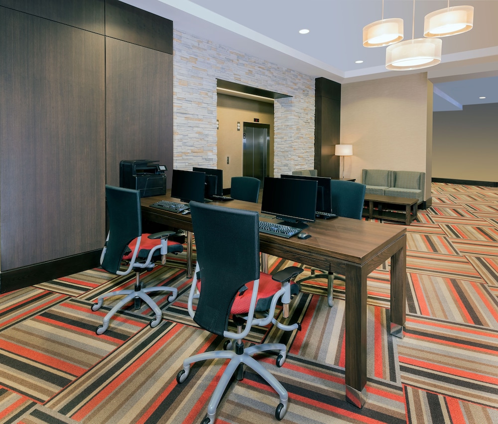 Wyndham Grand Fallsview Hotel 56/65
