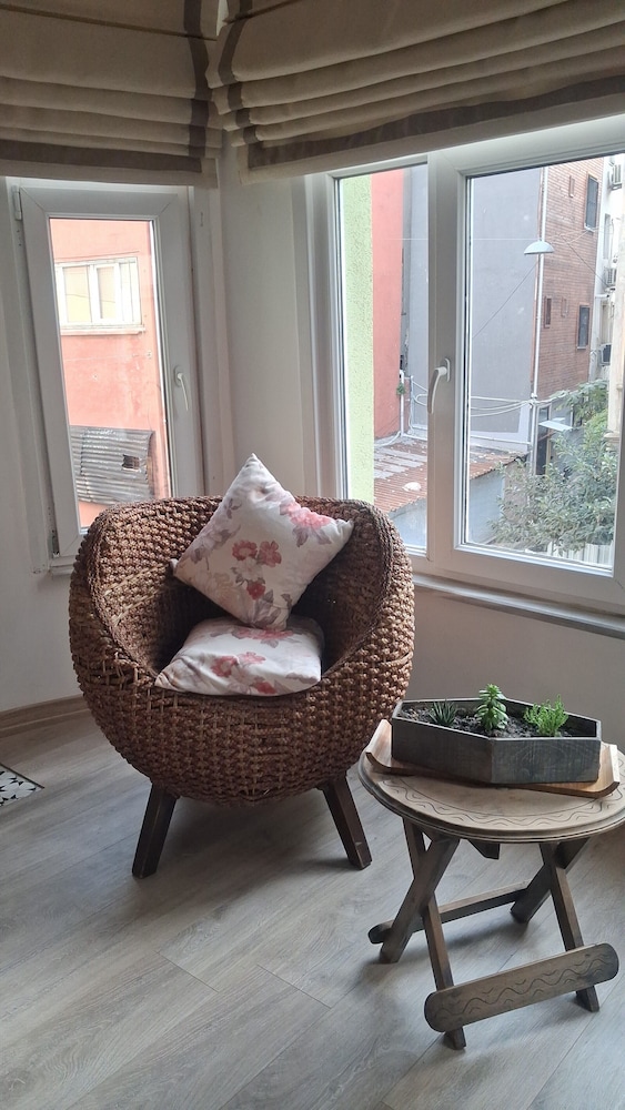 The White Swan Suites Beyoglu 69/74