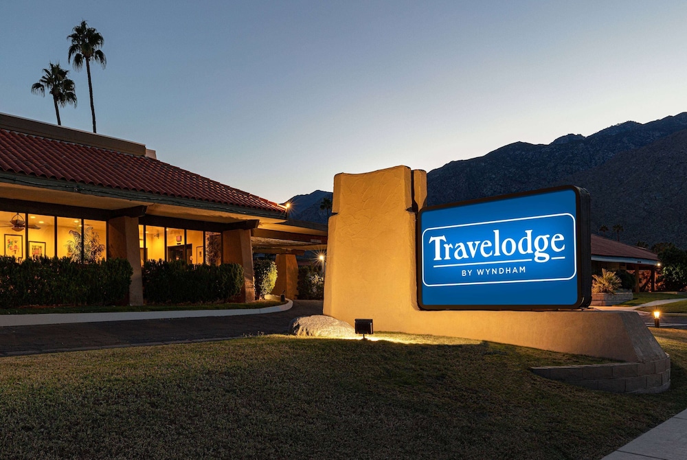 Travelodge By Wyndham Palm Springs 37/41