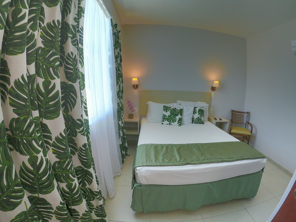 2 BEDROOMS, STANDARD