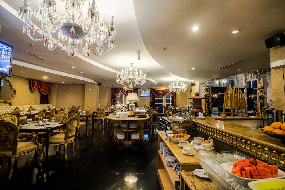 Amaroossa Royal Bogor 22/27