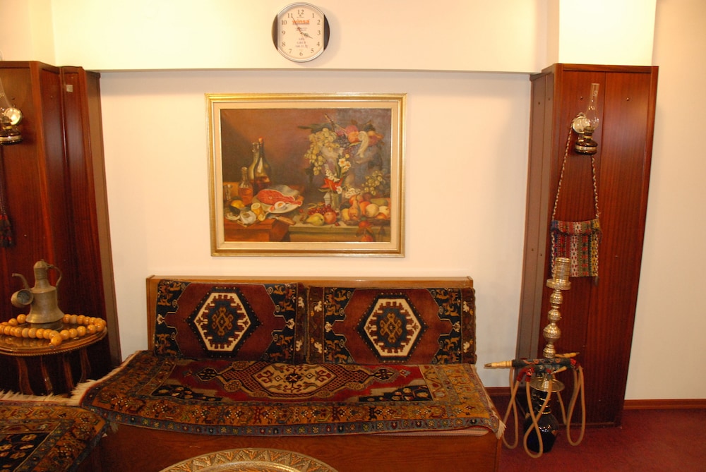 Hotel Mithat 15/60