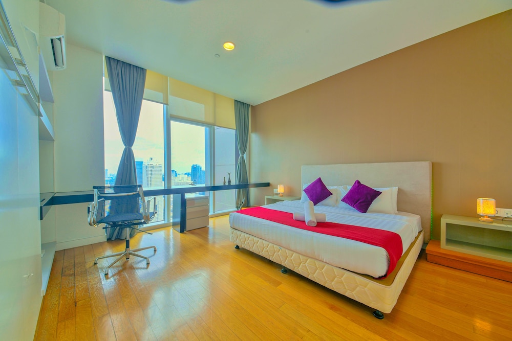 Flixses Suites at platinum KLCC 11/50