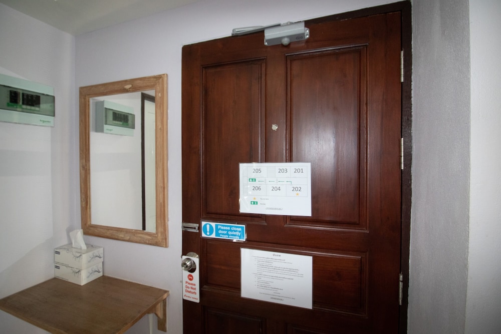 Chinda Boutique Hotel 5/56