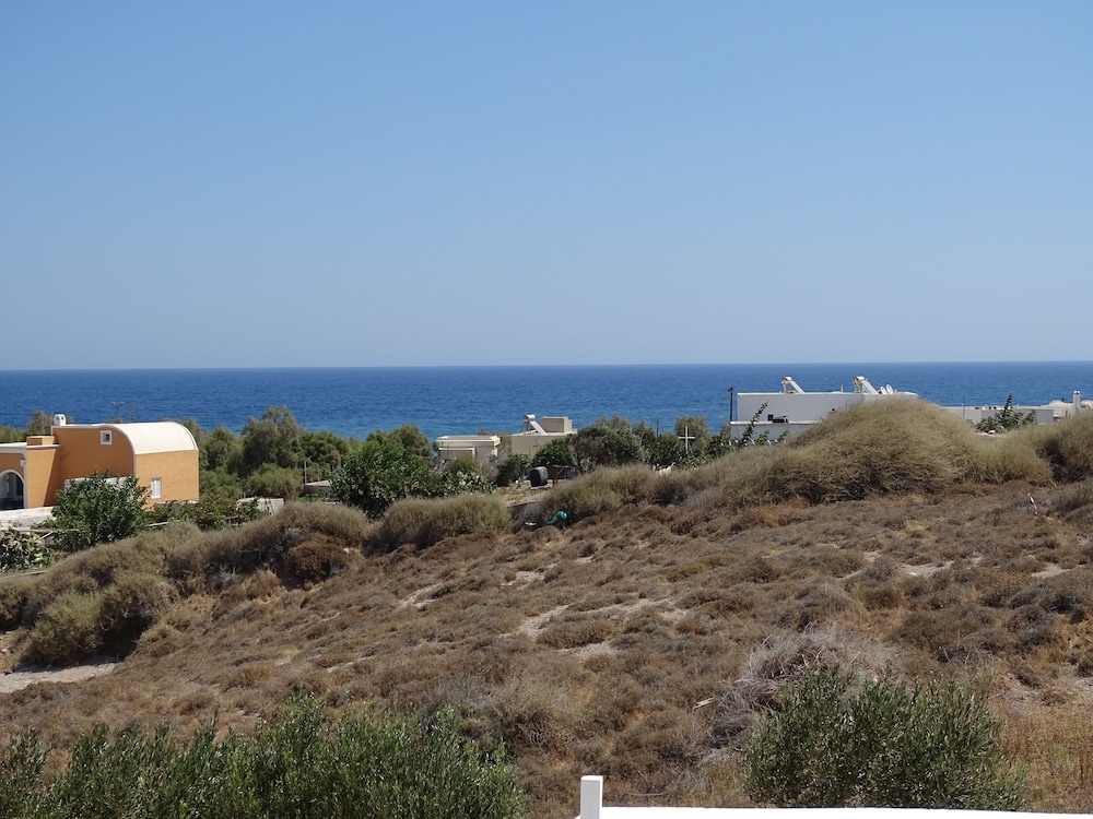 MONOLITHOS HOTEL 49/55