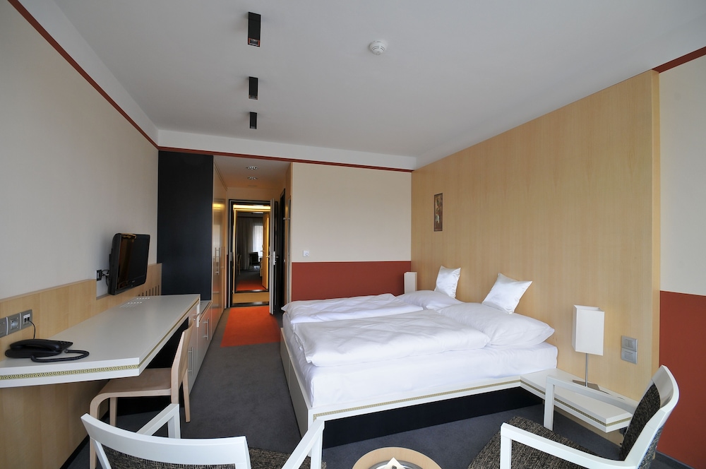 Alexandria Spa & Wellness Hotel 8/25