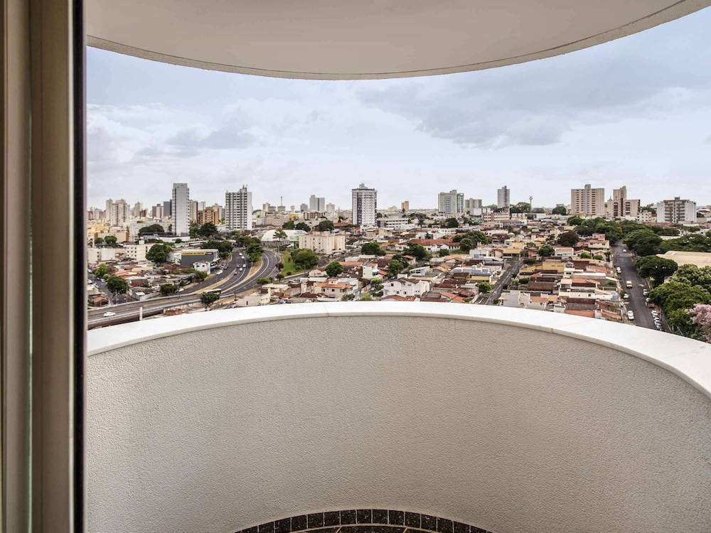 Mercure Uberlandia Plaza Shopping 70/73