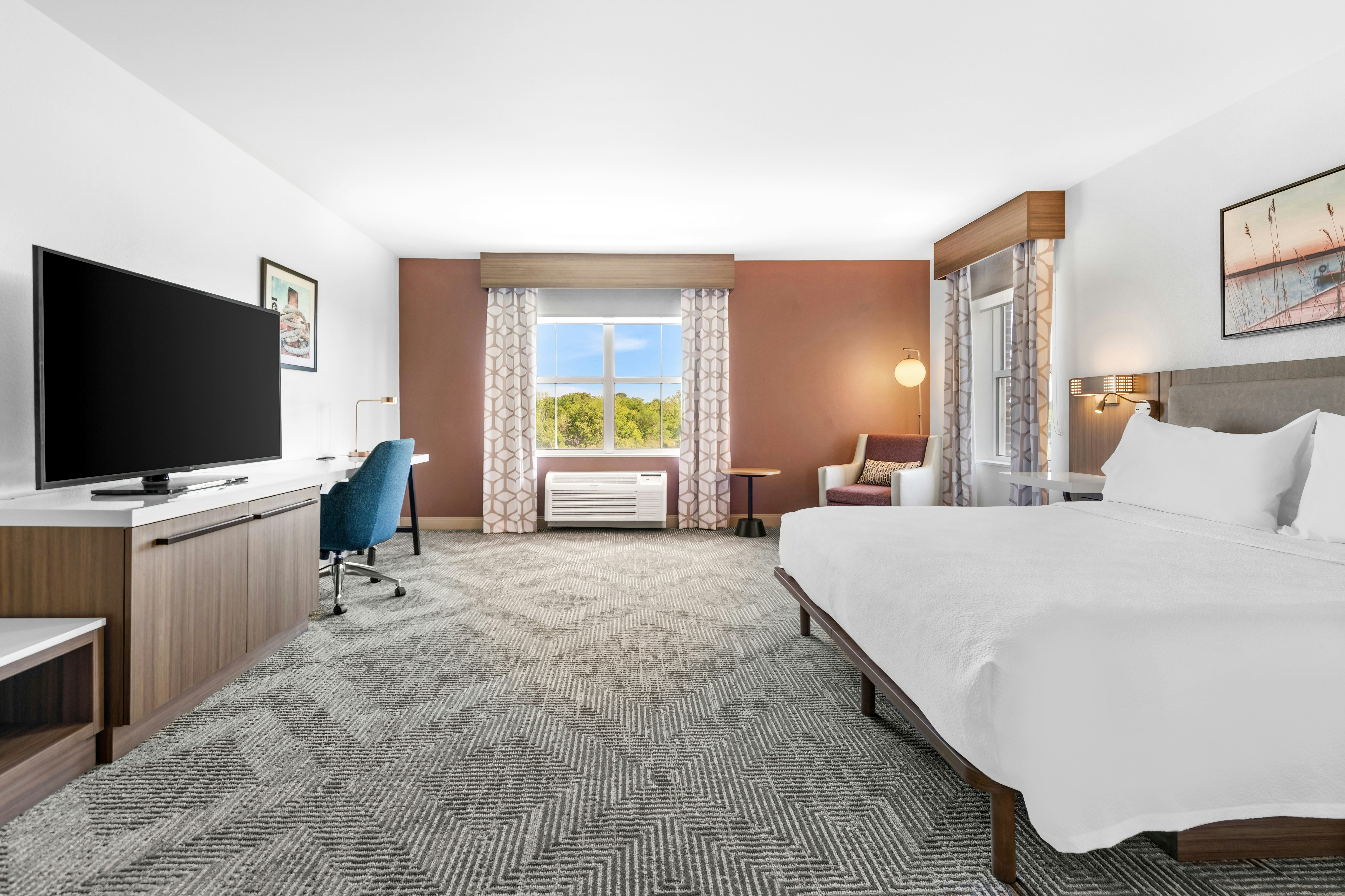 Hilton Garden Inn Suffolk Riverfront 16/50