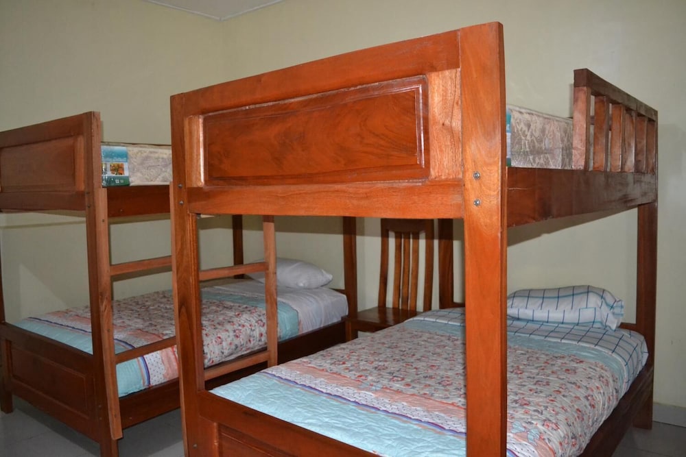 Keva Guest House 34/38