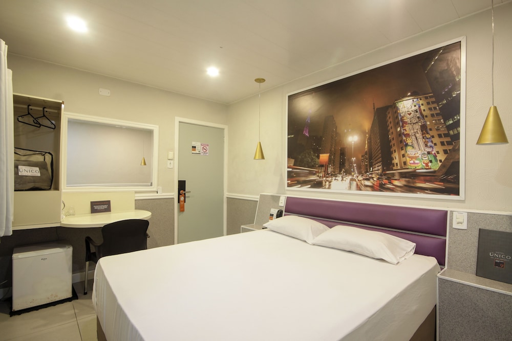 Calamares Hotel 15/49
