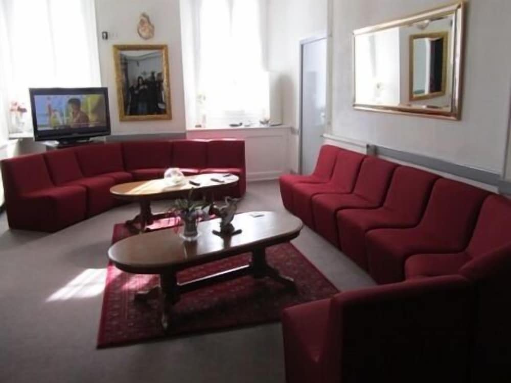 Hotel Duchesse Anne 12/20