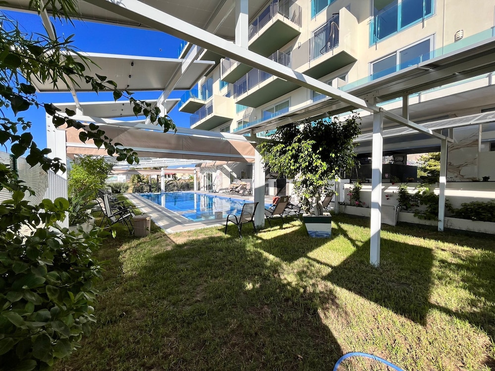 Apartamentos Oasis De La Cala 36/45