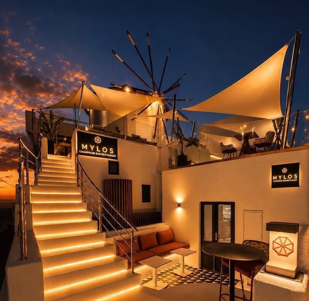 Sunrocks Hotel - Adults Only in SANTORINI
