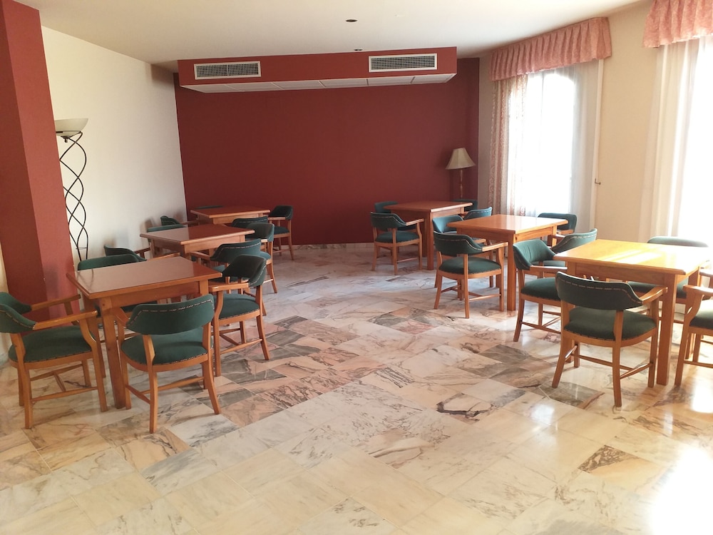 ANFITEATRO ROMANO 27/31