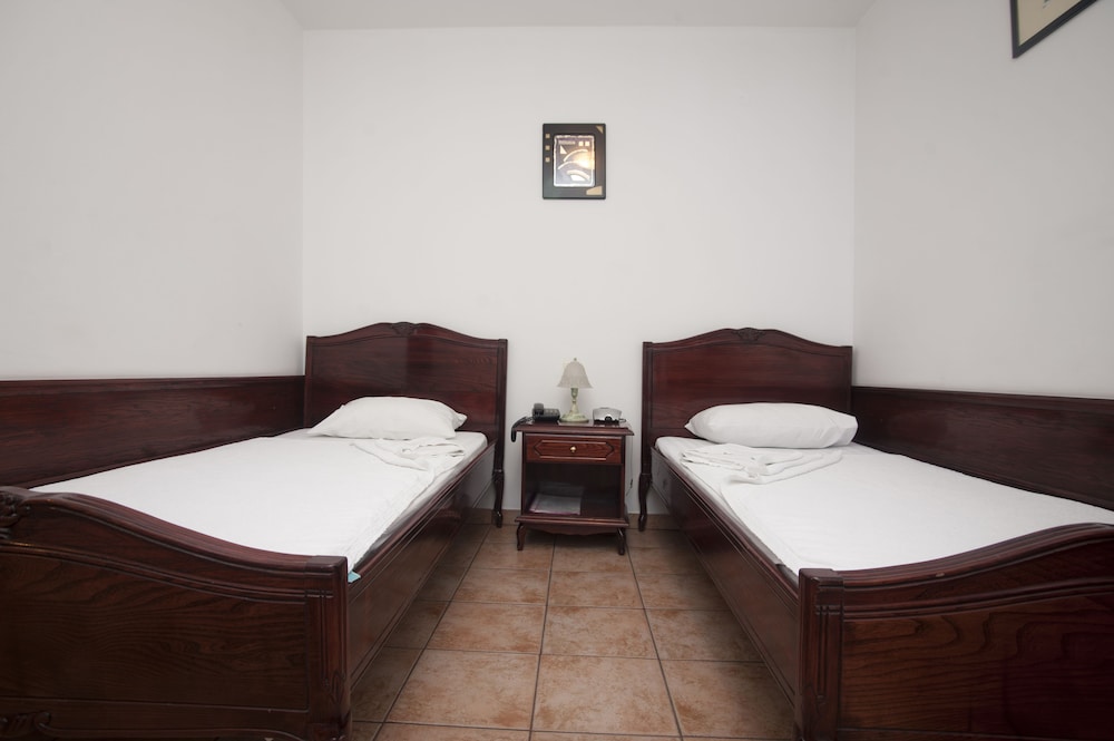 VILA LUX HOTEL 26/70