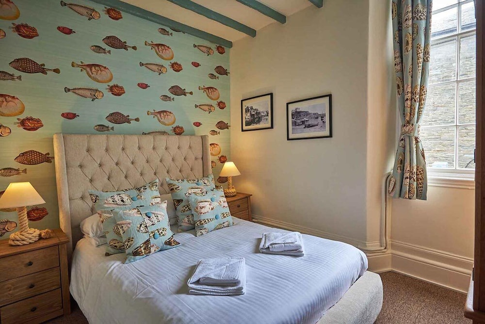 Molesworth Arms Hotel 13/50