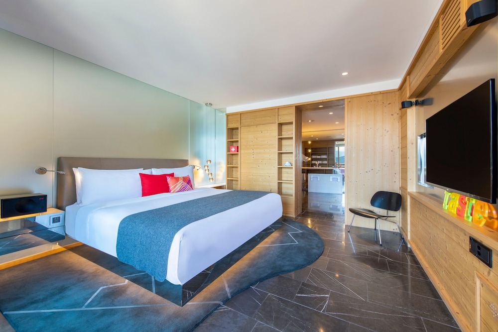 Escape, Suite, King Bed, Large