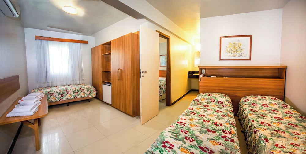 Girassol Hotel 48/62