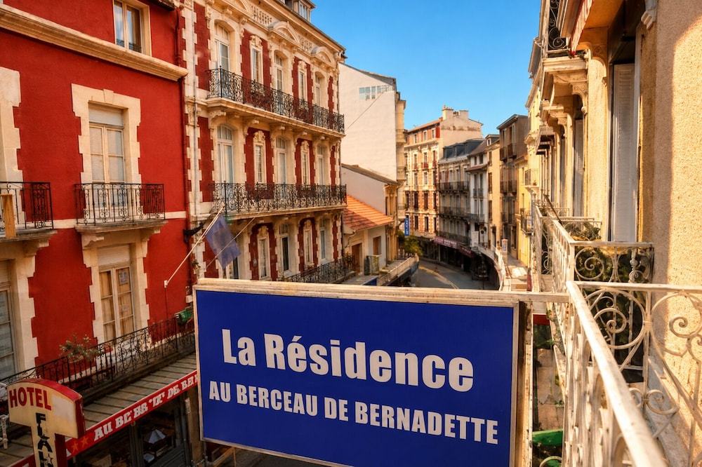 Au Berceau de Bernadette 5/48