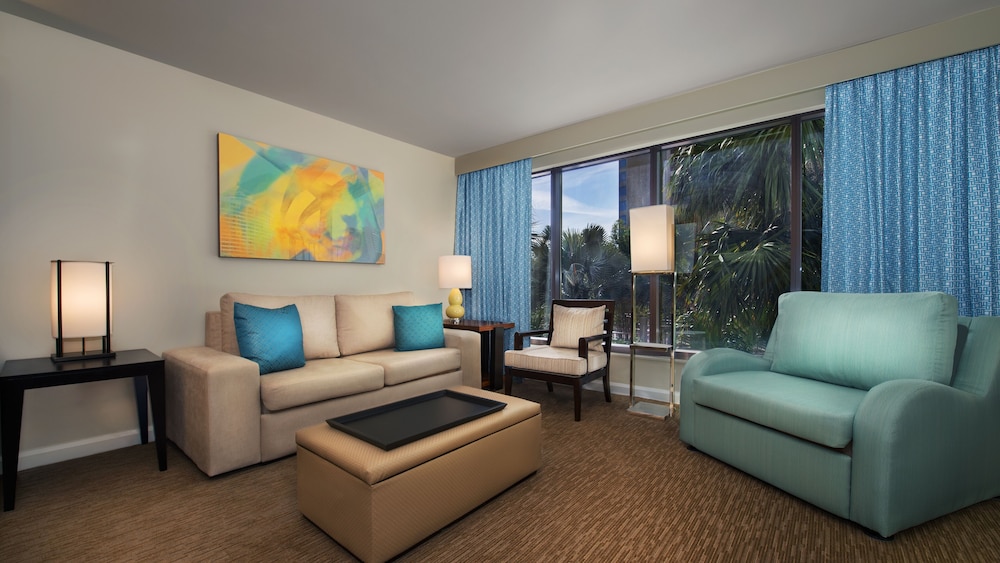 Bay Lake Tower at Disneys Contemporary Resort 19/39