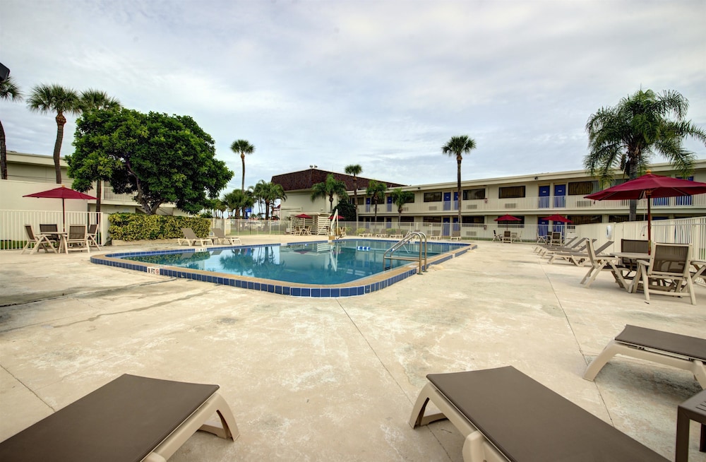 Motel6 Cocoa Beach, FL